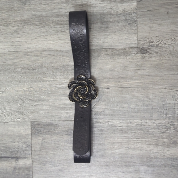 Fossil Accessories - Vintage Fossil Rhinestone Rose Buckle Black Leather Belt